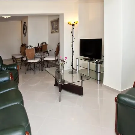 Grand View Aparthotel
