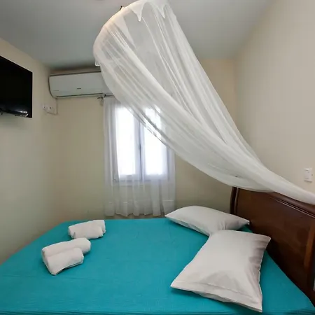 Aparthotel Grand View *